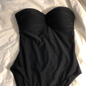 Black Old Navy one piece strapless